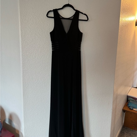 Black formal maxi dress with slit - Picture 7 of 7